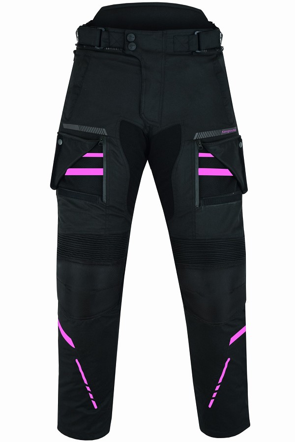 Pantalón moto mujer, chica, cuatro estaciones, invierno y verano, color negro, rosa fucsia. Impermeable, protecciones homologadas. Pantalón moto Kangroute Oceano en Full Gas Motor. Mejorada del Campo. Madrid