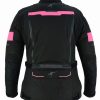 Chaqueta moto mujer invierno verano cuatro estaciones, color negro y rosa fucsia. Protecciones homologadas en hombros, codos y espalda. Forro impermeable y desmontable. Kangroute woman. Oferta en Full Gas Motor. Mejorada del Campo. Madrid